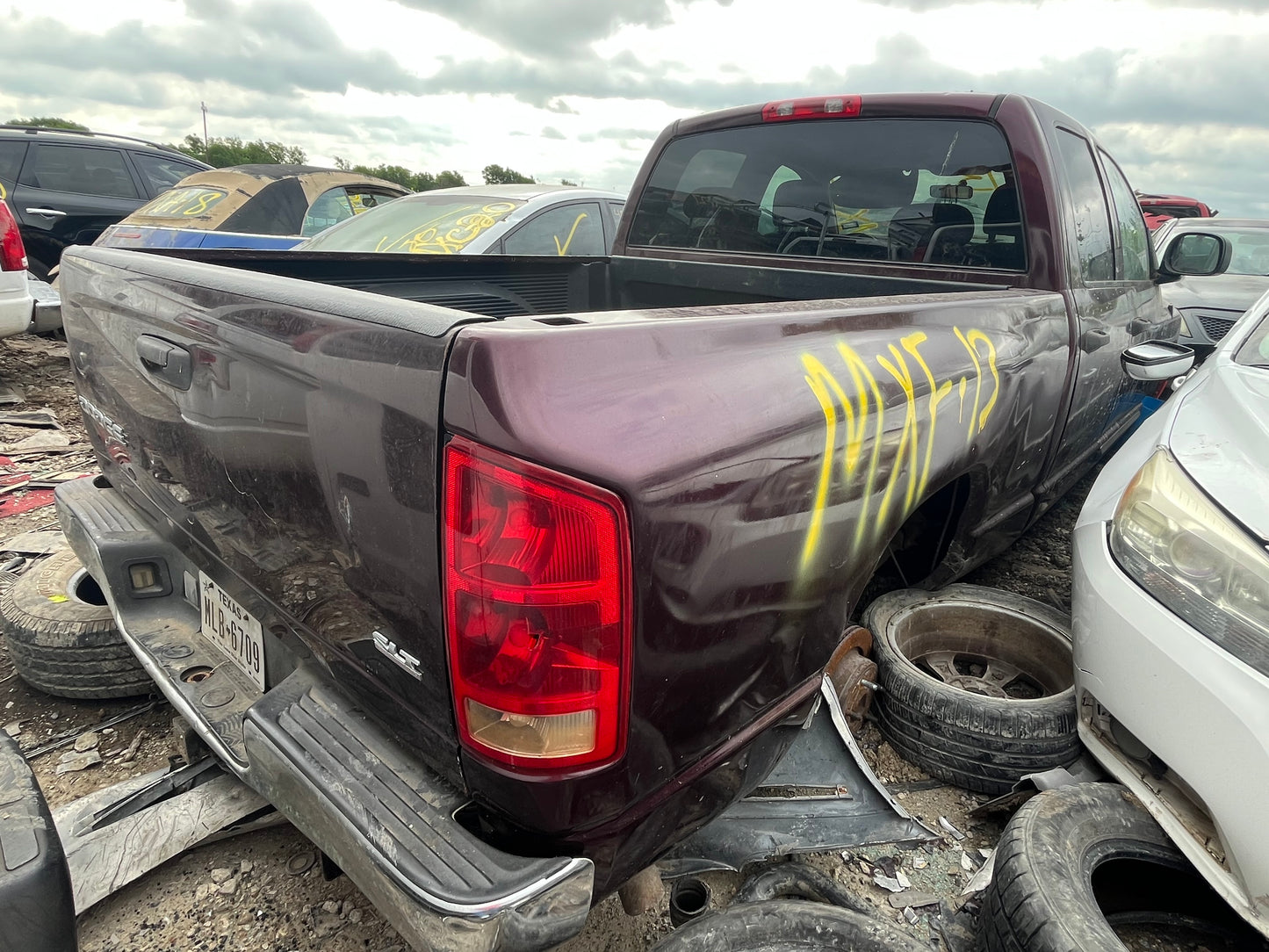 2000-2006 DODGE RAM 1500 - PARTING OUT-MXF-13 Stock #M18983