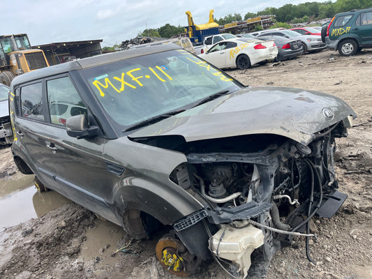 2010-2013 KIA SOUL - PARTING OUT-MXF-11 Stock #:M18981