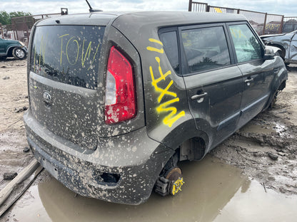 2010-2013 KIA SOUL - PARTING OUT-MXF-11 Stock #:M18981