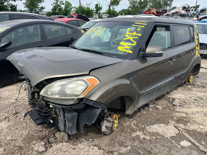 2010-2013 KIA SOUL - PARTING OUT-MXF-11 Stock #:M18981