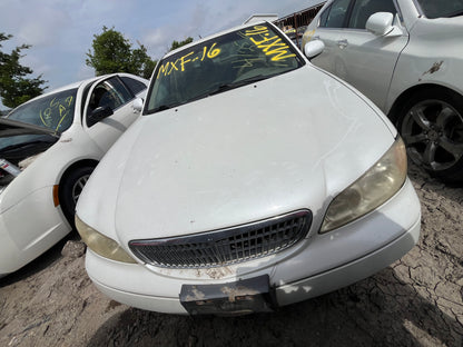 2000-2001 INFINITI I30- PARTING OUT-MXF-16  Stock #:M18986