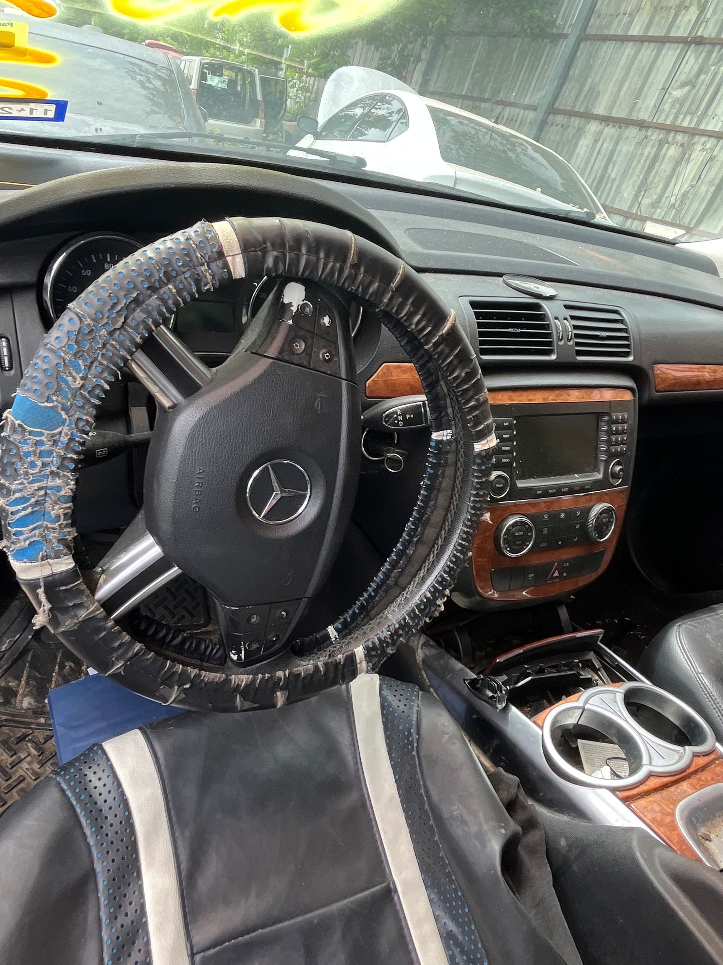 2006 Mercedes Benz R350 - Stock #: M18962 - MXE-12