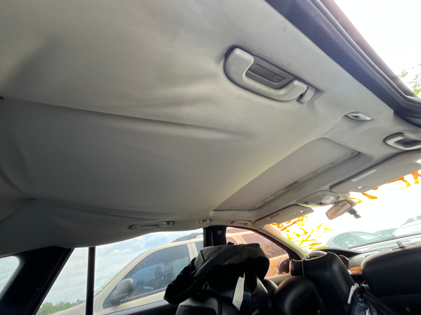 2006 Mercedes Benz R350 - Stock #: M18962 - MXE-12