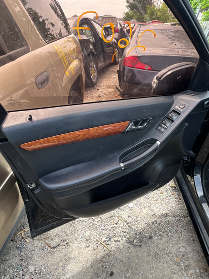2006 Mercedes Benz R350 - Stock #: M18962 - MXE-12