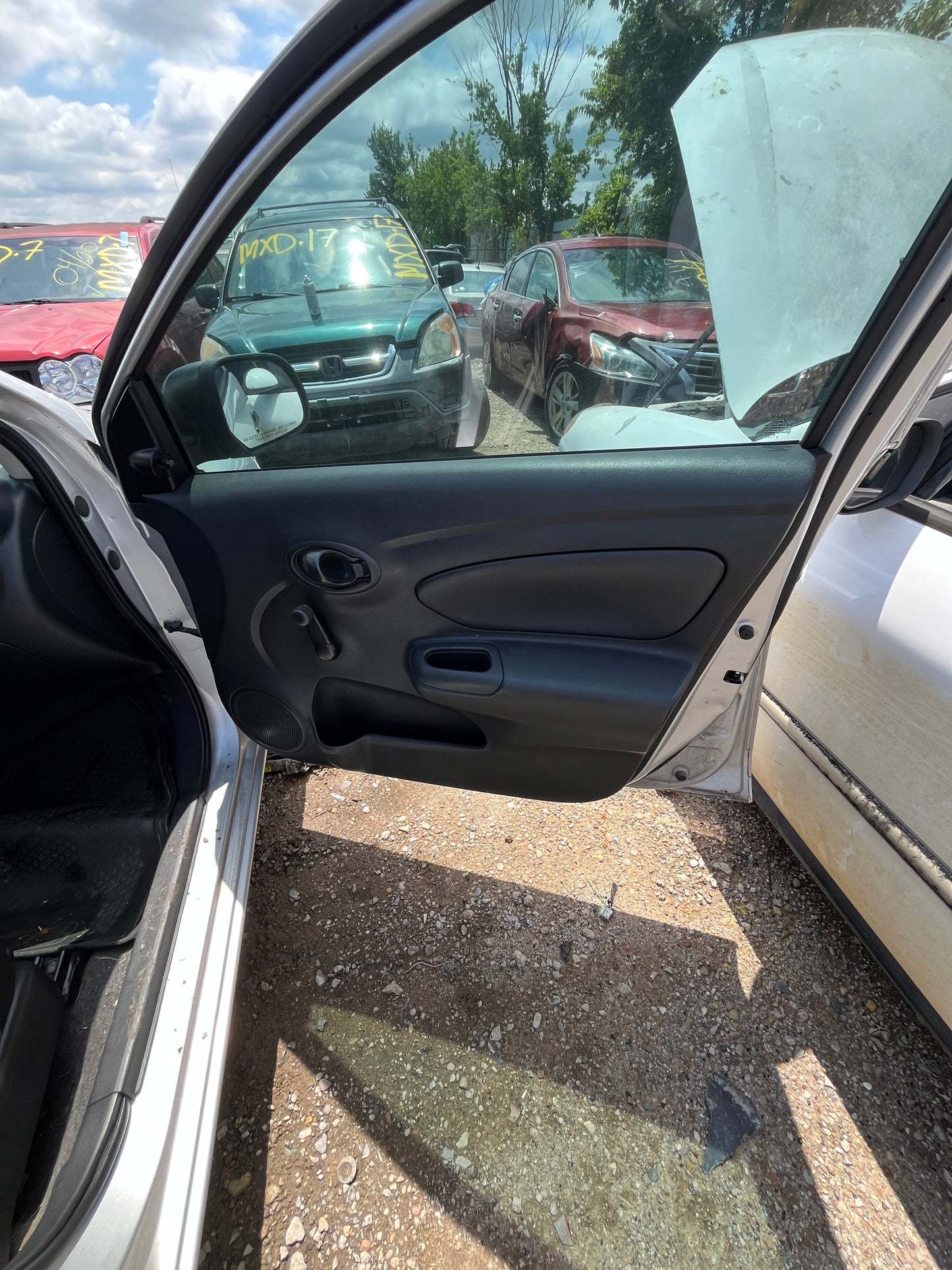 2015 NISSAN VERSA - STOCK #M19020