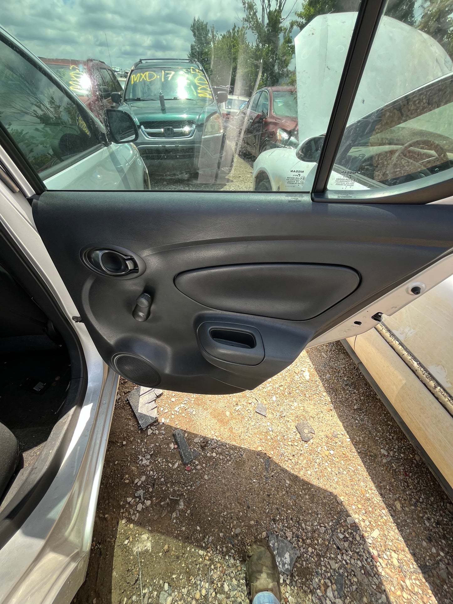 2015 NISSAN VERSA - STOCK #M19020