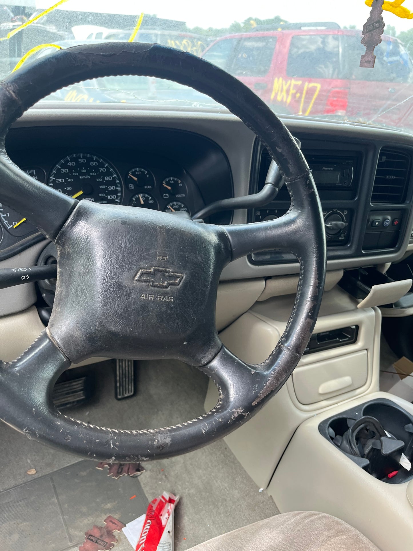2001 Chevrolet Suburban - Stock #: M19035 - MXI-5