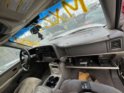 2001 Chevrolet Suburban - Stock #: M19035 - MXI-5