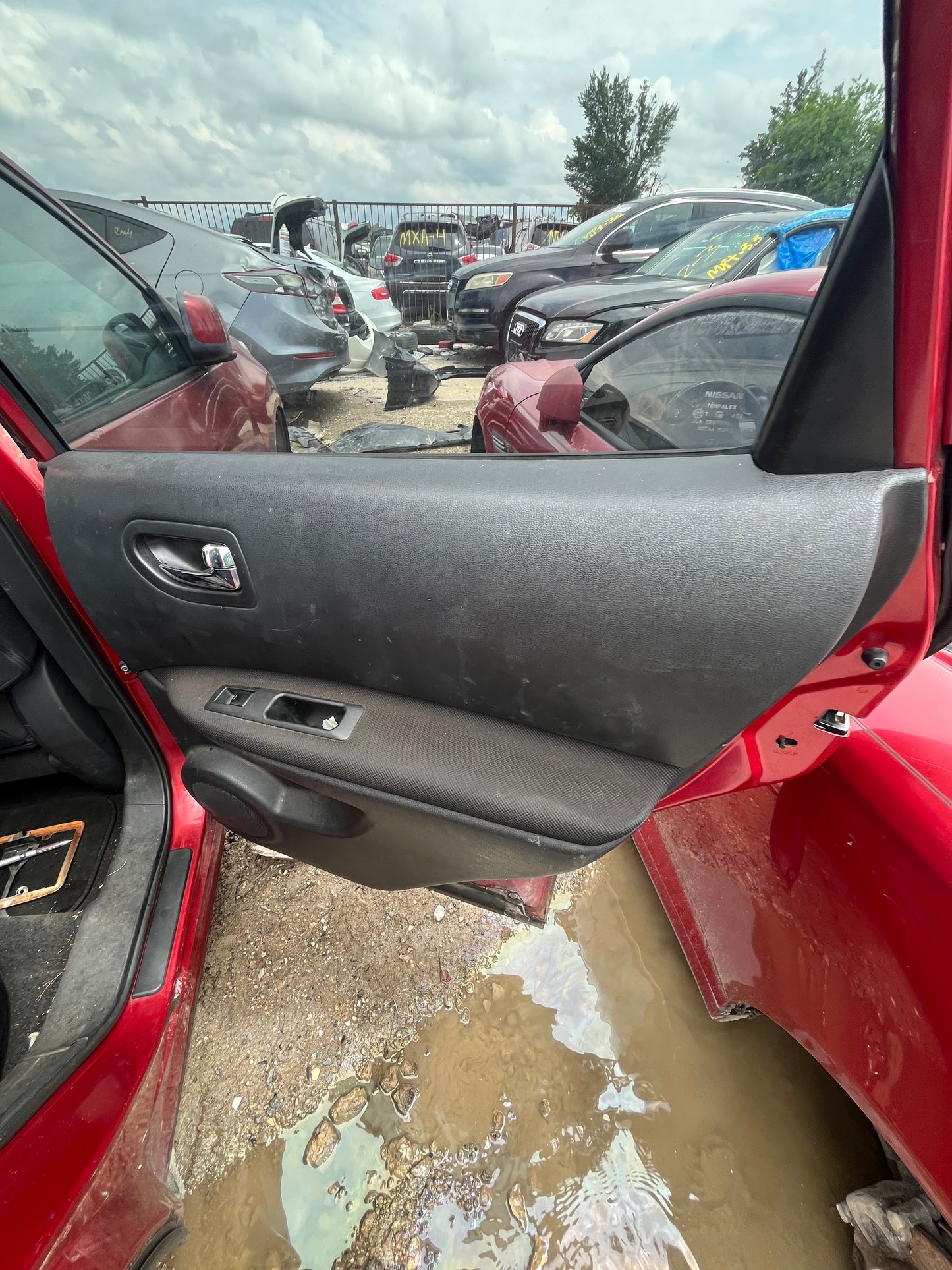2011-2013 Nissan Rogue - Stock #: M19096