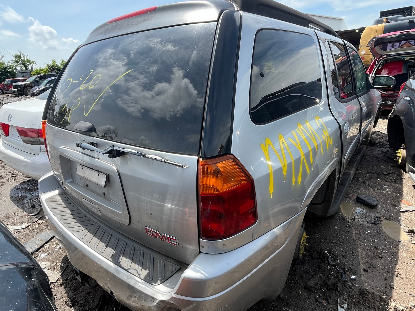 2004 GMC ENVOY - STOCK #M19112