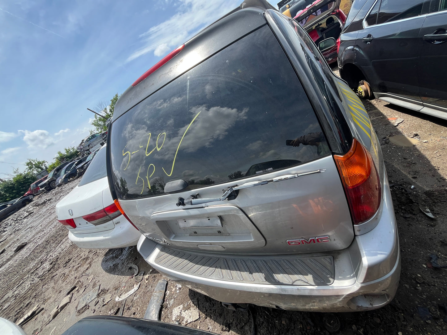 2004 GMC ENVOY - STOCK #M19112