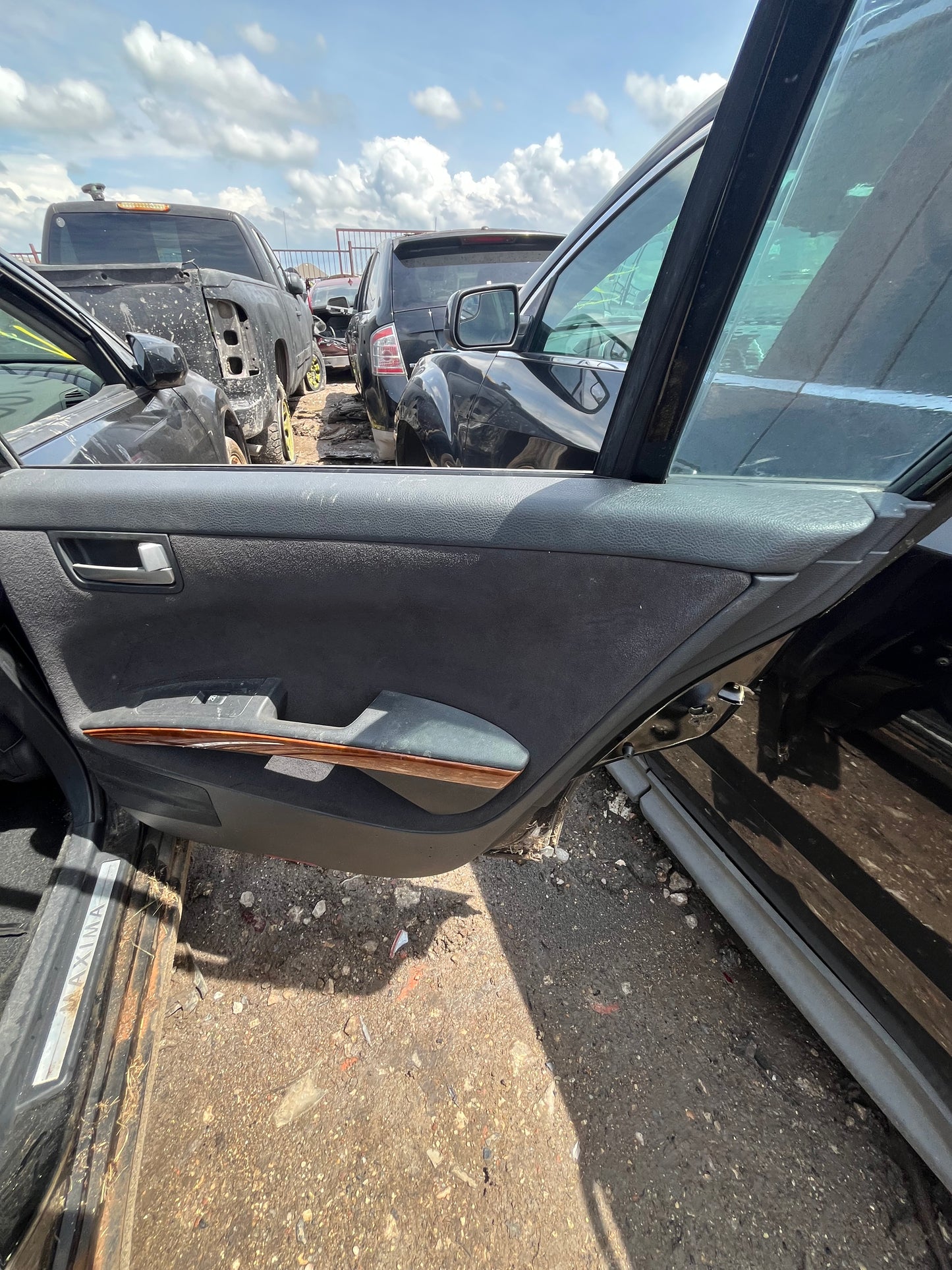 2004 NISSAN MAXIMA - STOCK #M19115