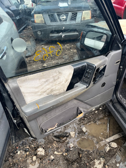 1995 Jeep Grand Cherokee - Stock #: M19103 - MXL-13