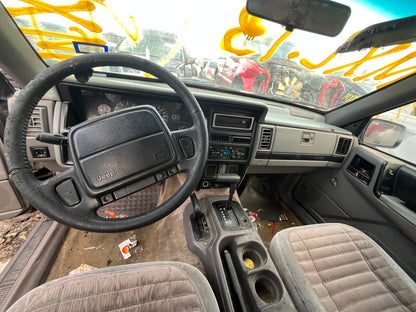 1995 Jeep Grand Cherokee - Stock #: M19103 - MXL-13
