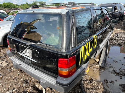 1995 Jeep Grand Cherokee - Stock #: M19103 - MXL-13