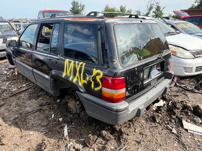 1995 Jeep Grand Cherokee - Stock #: M19103 - MXL-13