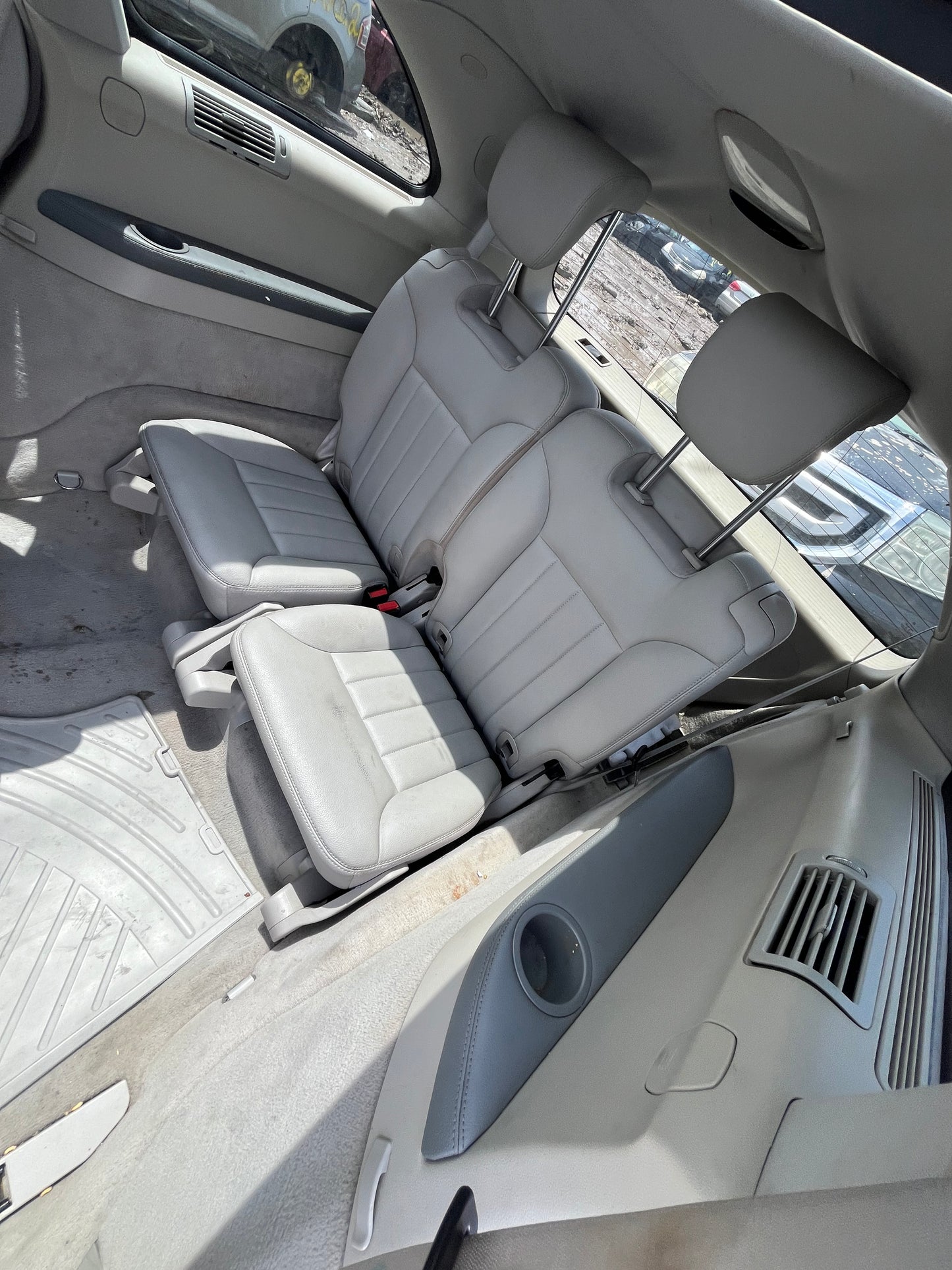 2007 Mercedes Benz R350 - Stock #: M19105 - MXL-15