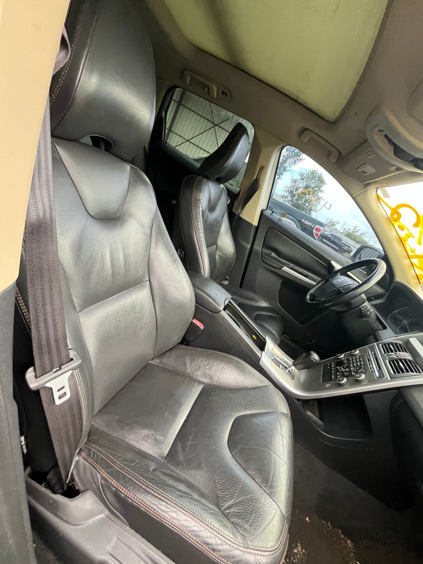 2010-2013 Volvo XC60 - Stock #: M19092