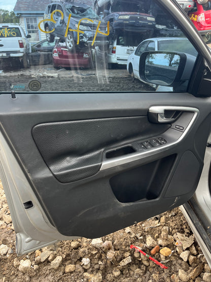 2010-2013 Volvo XC60 - Stock #: M19092