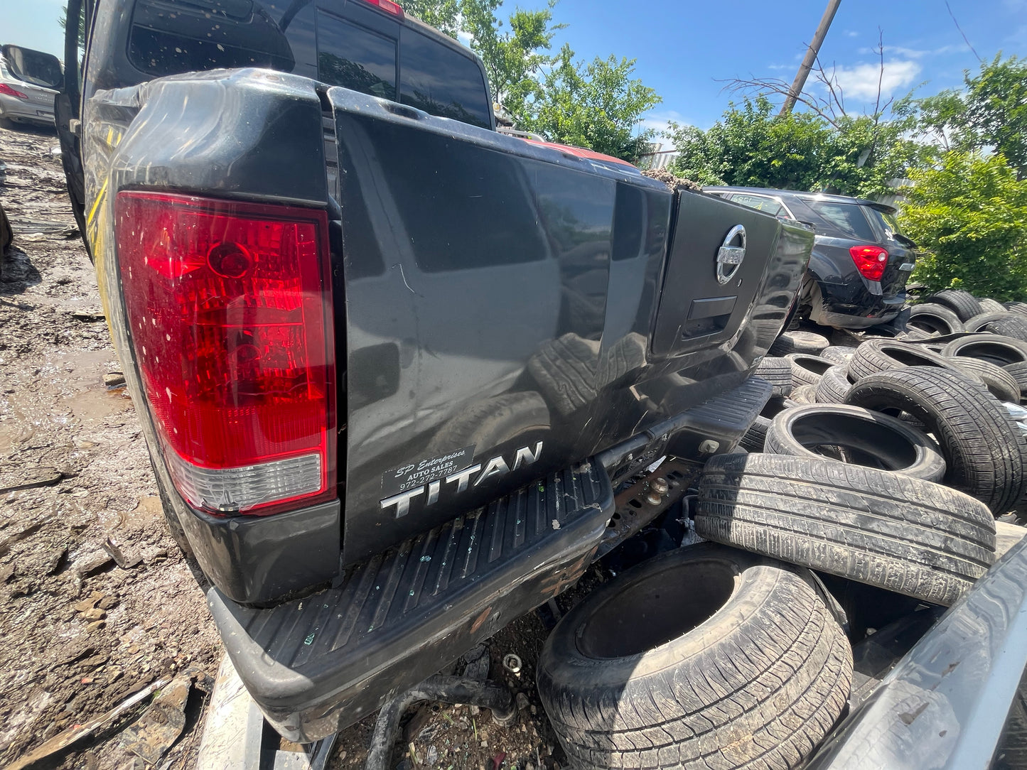 2004 - 2007 Nissan Titan - Stock #: M19110 MXL-20