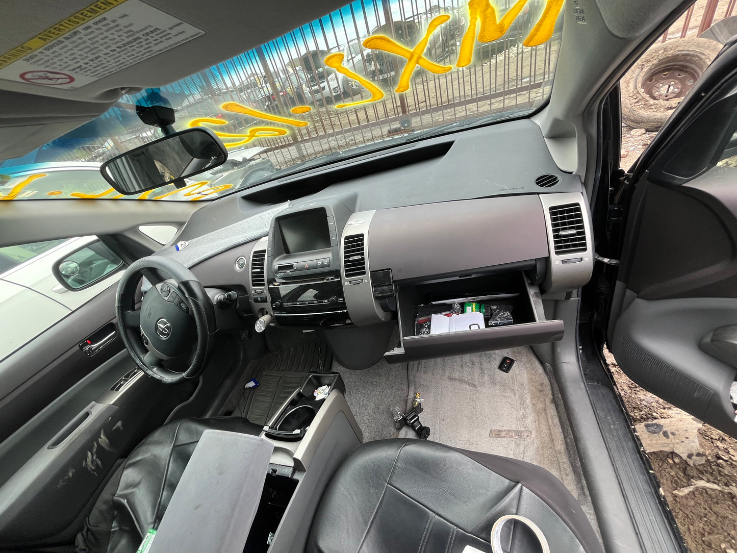 2005 Toyota Prius - Stock #: M19102 - MXL-12
