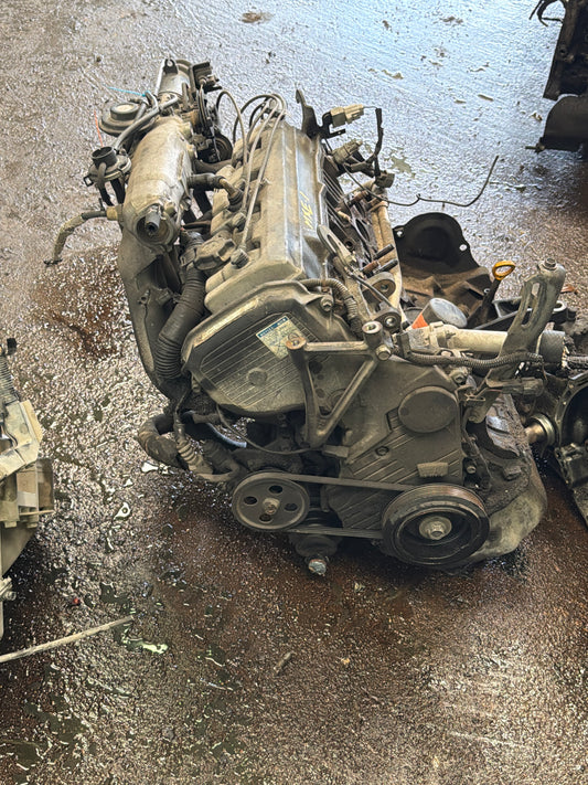 1997-2001 TOYOTA CAMRY  -  2.2 L ENGINE - #M18951