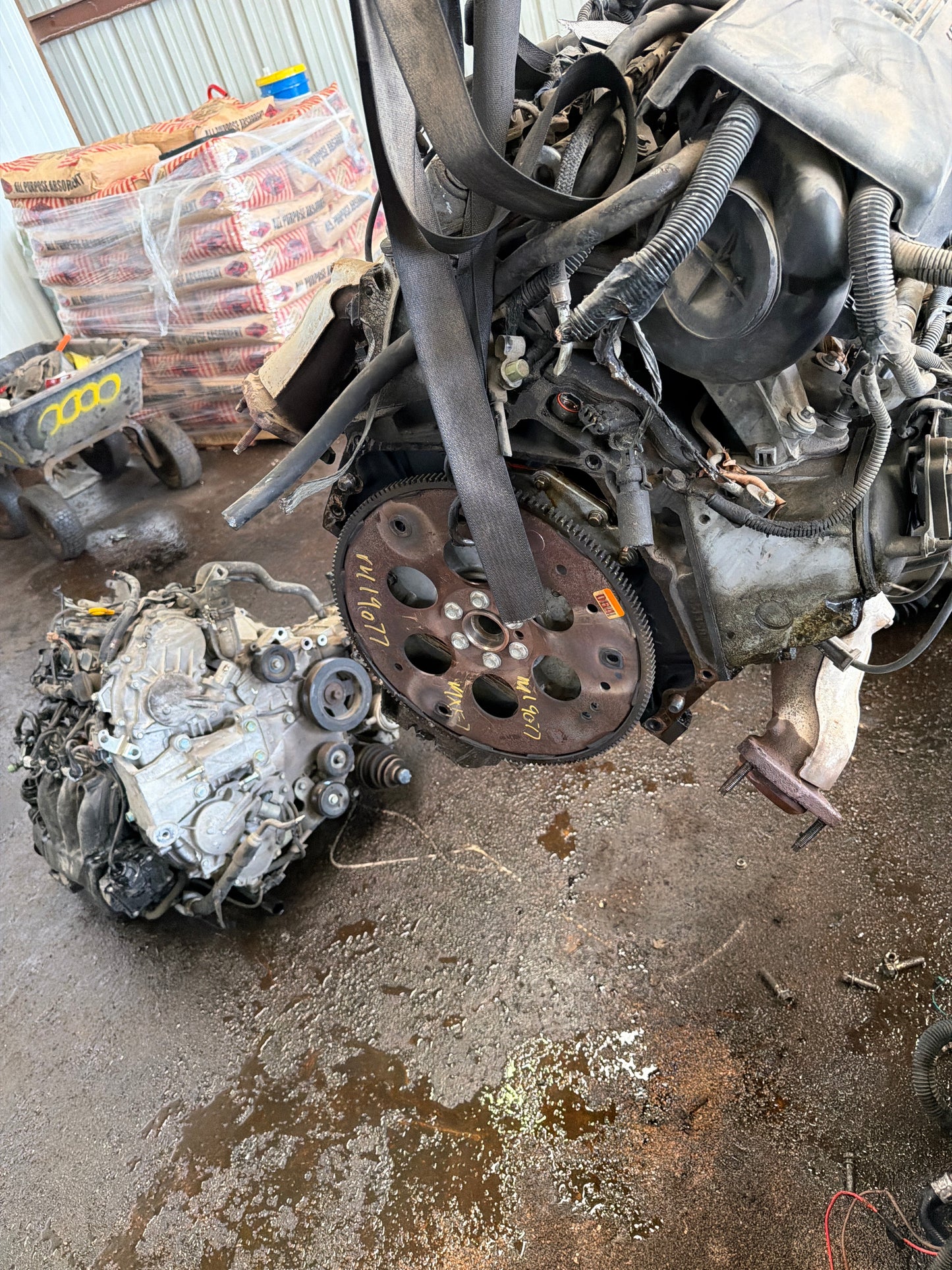 2000 GMC YUKON  -  5.3 L ENGINE - #M19077