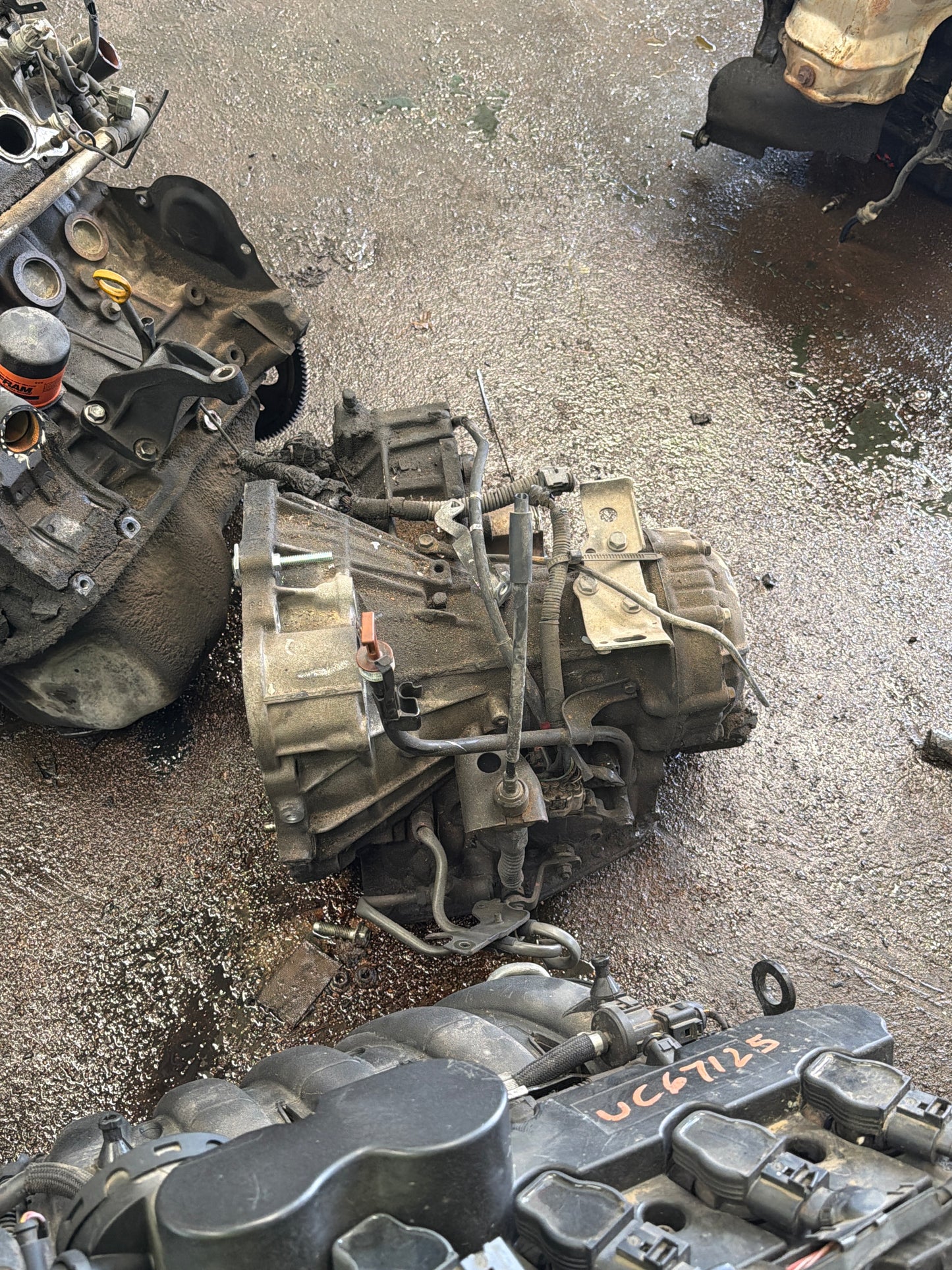 1997-2001 TOYOTA CAMRY  -  AUTOMATIC TRANSMISSION - #M18951