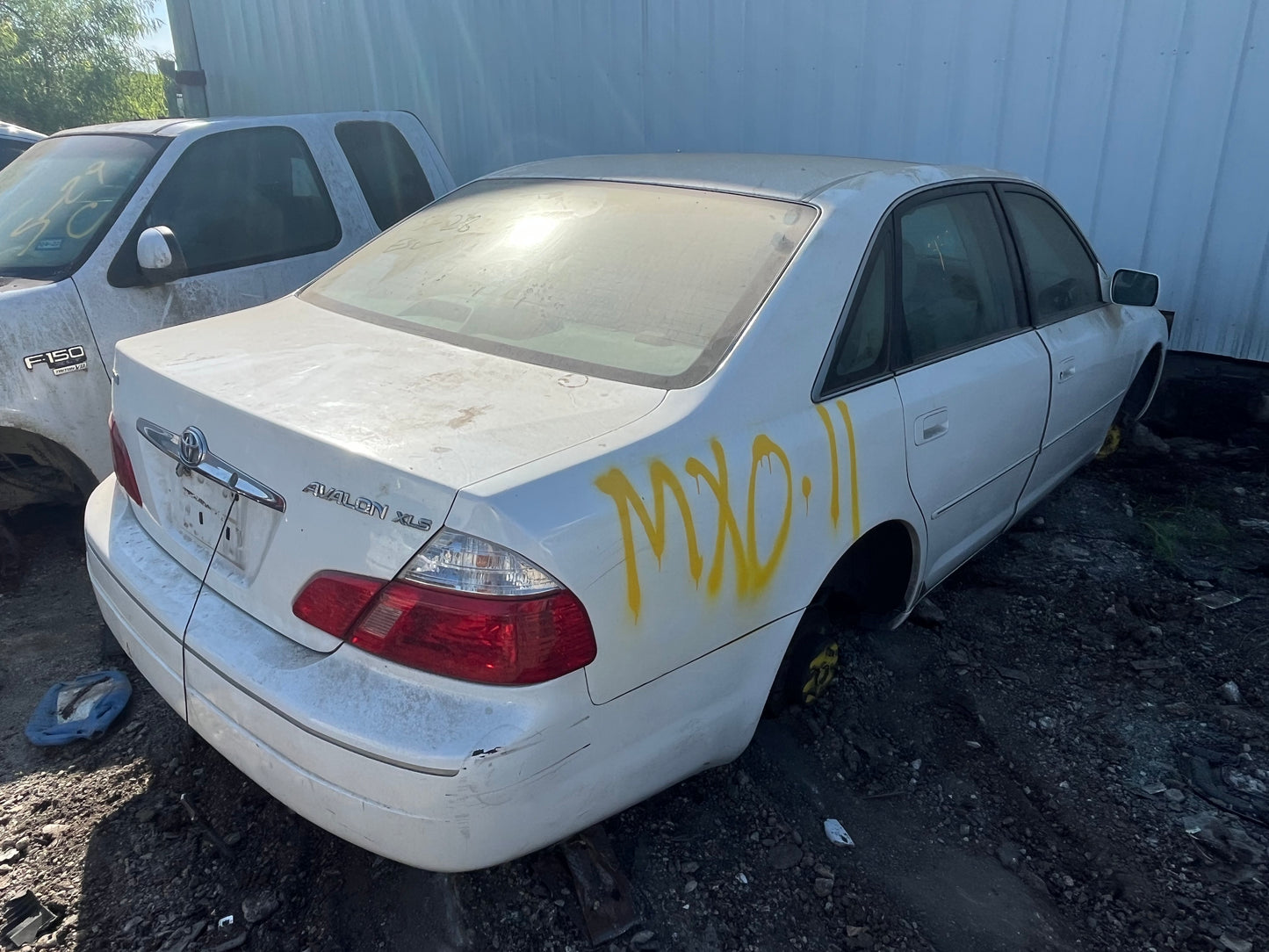 2000-2004 TOYOTA AVALON - PARTING OUT-MXO-11 - Stock #:M19161