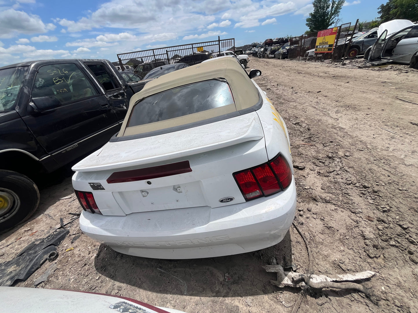 1999-2004 FORD MUSTANG - PARTING OUT-MXO-14 - Stock #:M19164