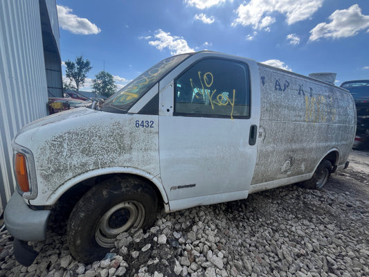 2002 CHEVY EXPRESS 1500 - STOCK #M19156