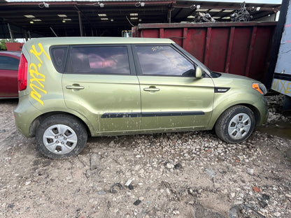 2012 Kia Soul - Stock #: - M19184 - MXP-14