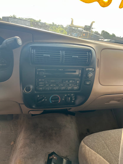2000 Ford Explorer - Stock #: M19182 - MXP-12