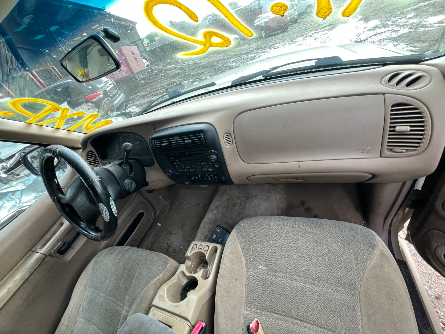 2000 Ford Explorer - Stock #: M19182 - MXP-12