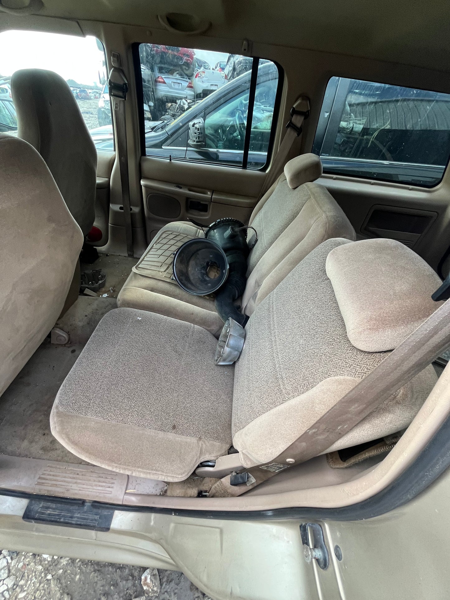 2000 Ford Explorer - Stock #: M19182 - MXP-12