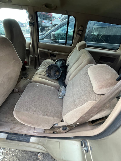 2000 Ford Explorer - Stock #: M19182 - MXP-12