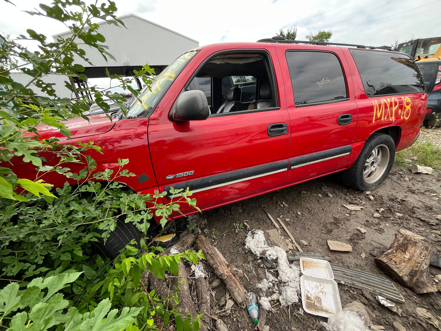 2001 Chevrolet Suburban - Stock #: M19188 - MXP-18