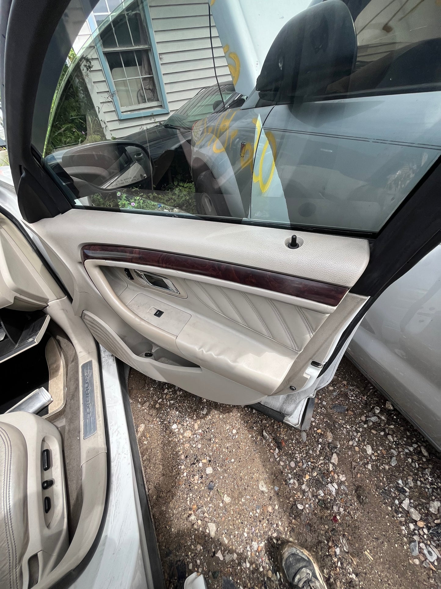 2010-2012 Ford Taurus - Stock #: M19179
