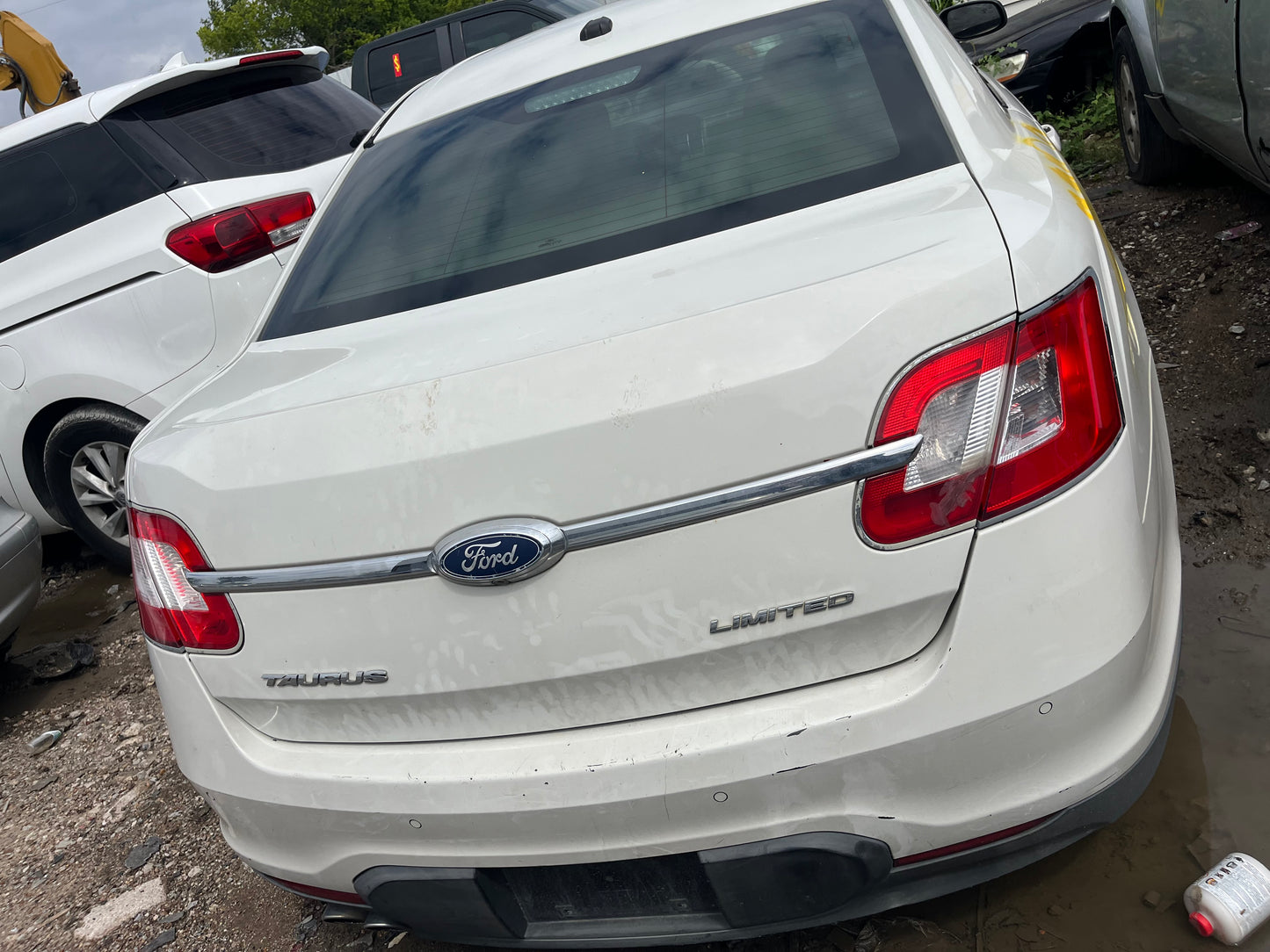 2010-2012 Ford Taurus - Stock #: M19179