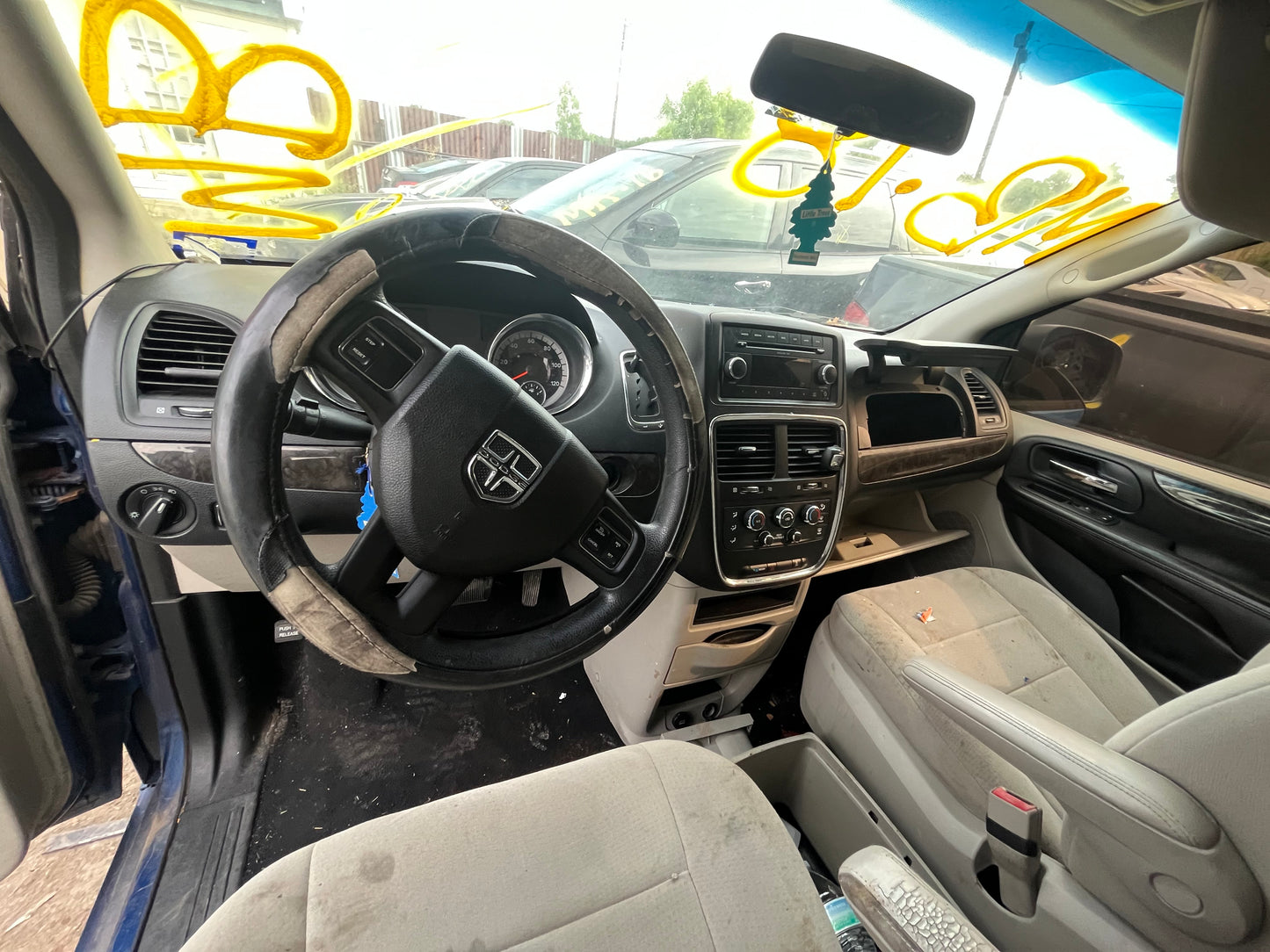 2011 Dodge Caravan - Stock #: M19228 - MB-18