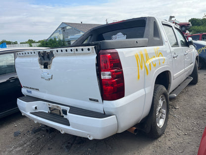 2007-2014 CHEVROLET AVALANCHE  - PARTING OUT-MXA- 15- Stock #:M19205