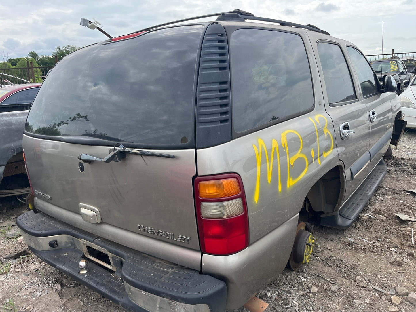 1999 - 2007 Chevrolet Tahoe - Stock #: M19223 MB-13