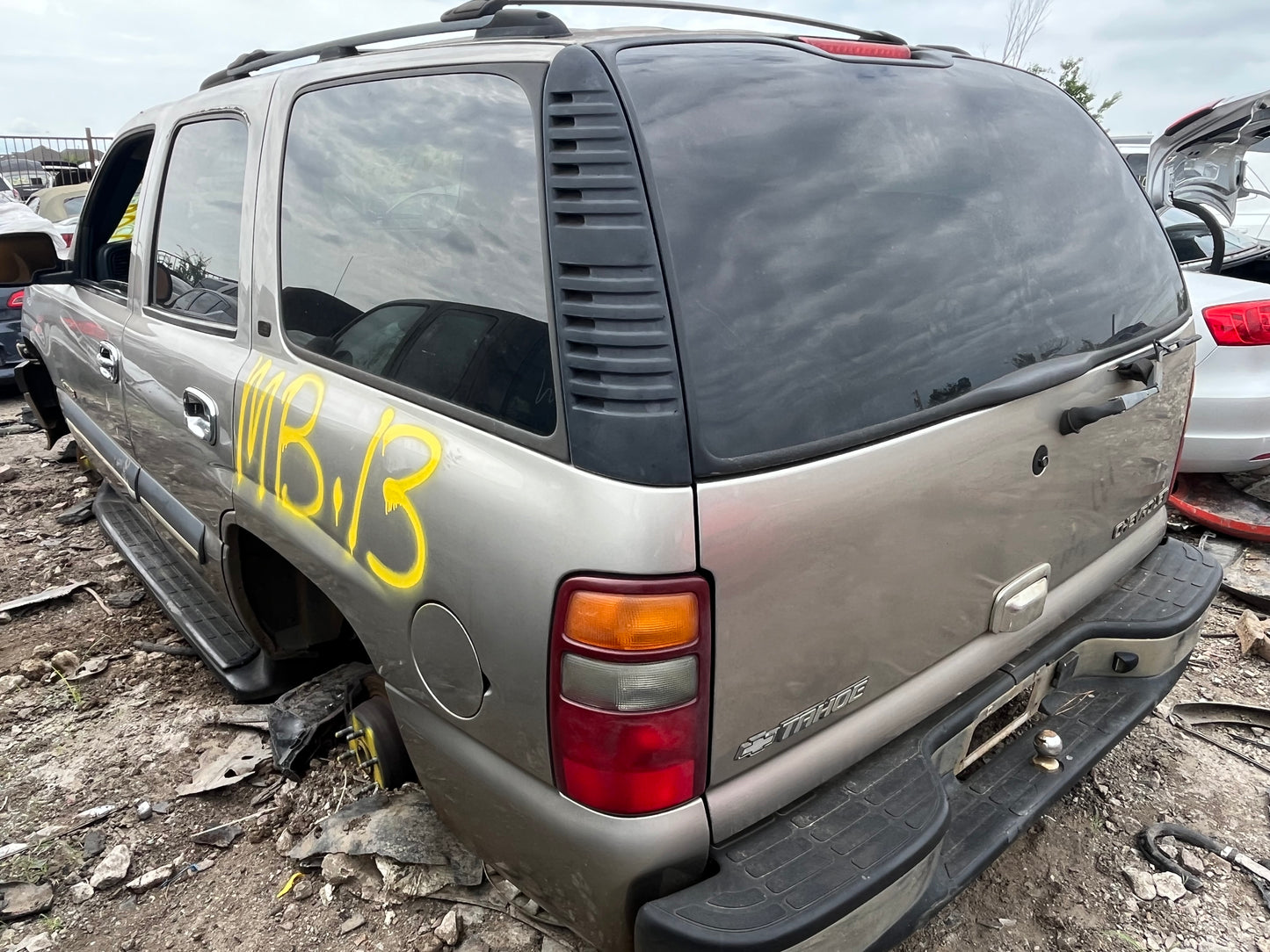 1999 - 2007 Chevrolet Tahoe - Stock #: M19223 MB-13