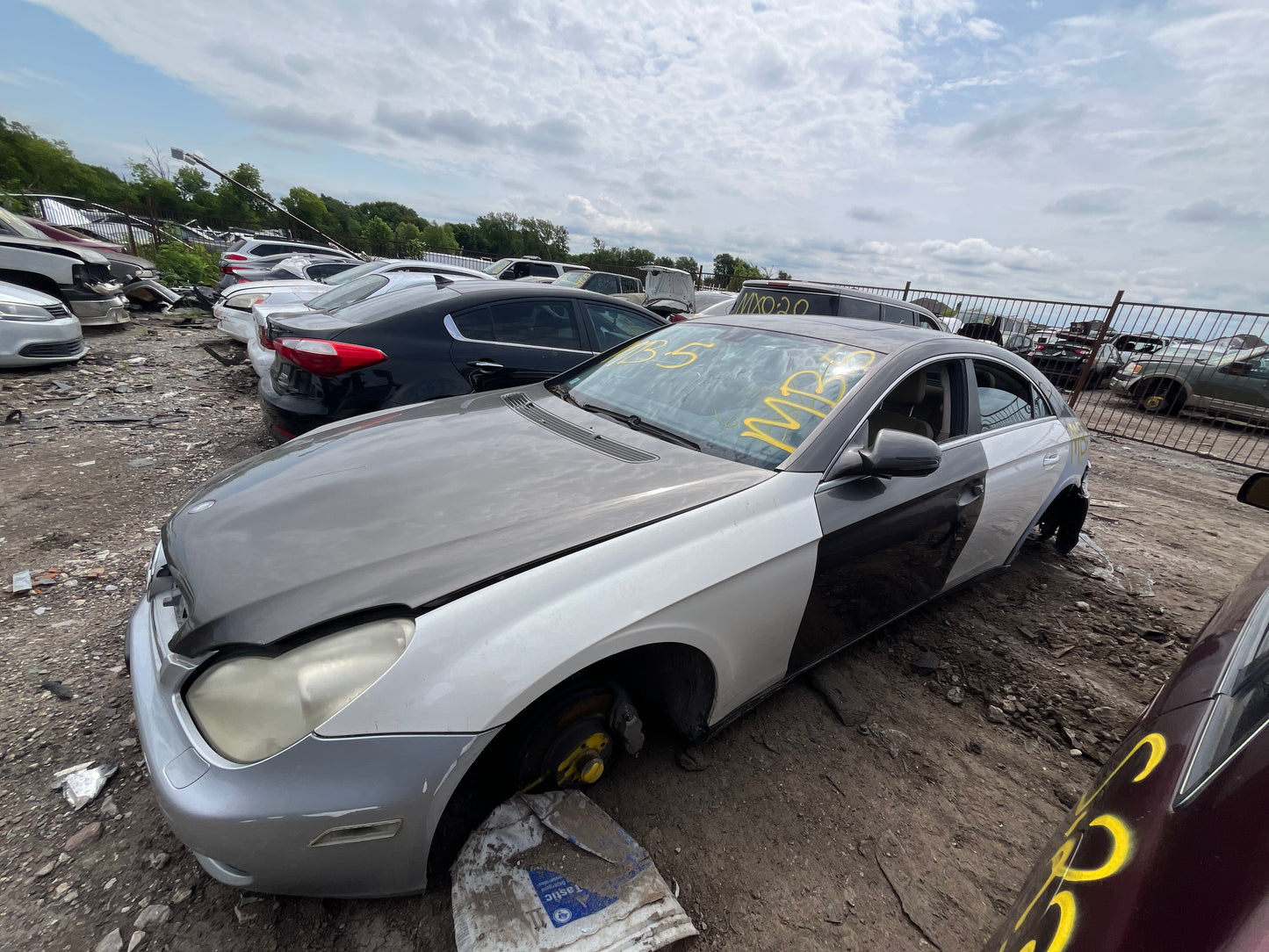 2009-2011 Mercedes Benz CLS550 - Stock #: M19215