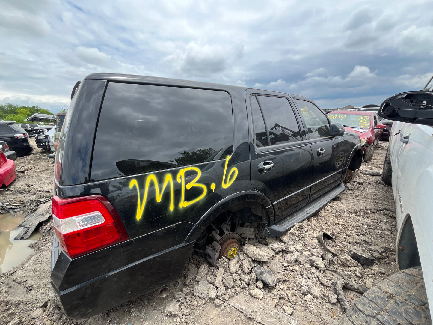 2007-2014 Ford Expedition - Stock #: M19216