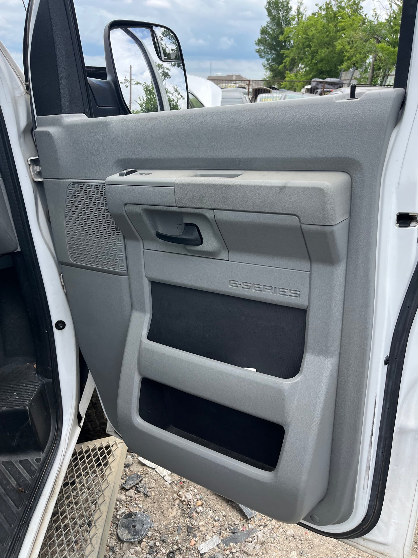 2008-2014 Ford E250 - Stock #: M19211