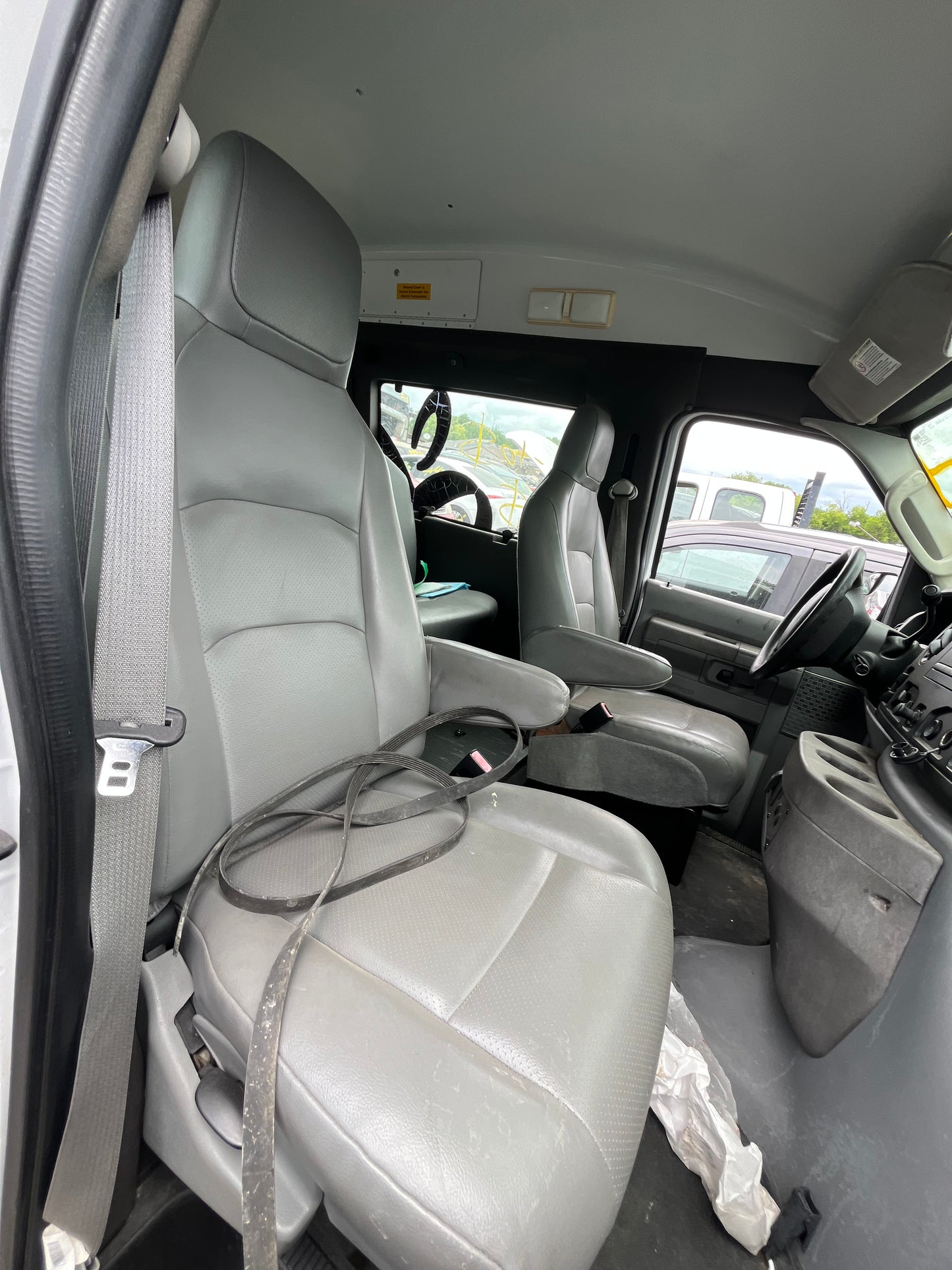 2008-2014 Ford E250 - Stock #: M19211