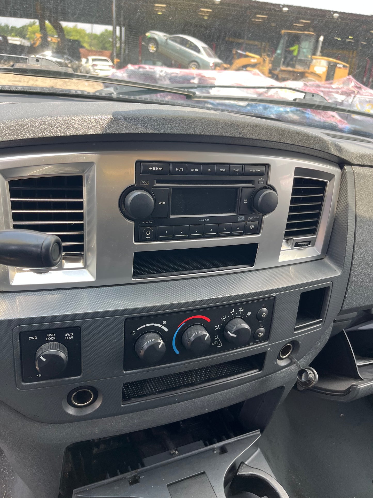 2003 - 2007 Dodge RAM1500 - Stock #: M19268 MD-18