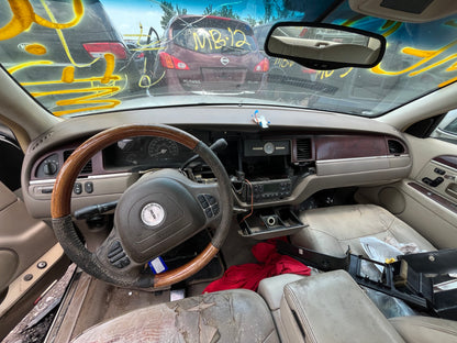 2003-2007 Lincoln Town Car - Stock #: M19278