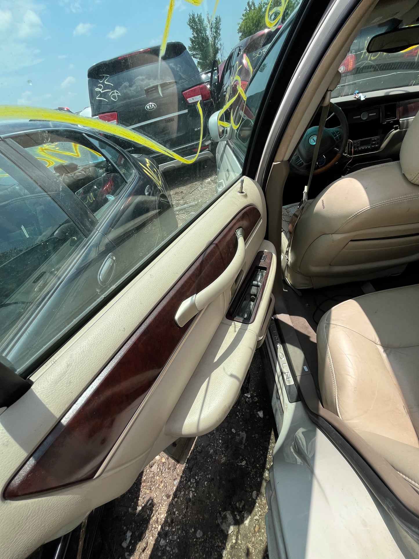 2003-2007 Lincoln Town Car - Stock #: M19278